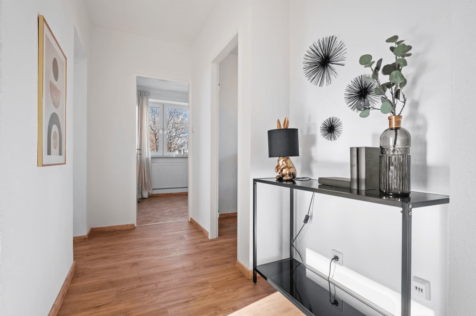 Prenájom bytu 3-izbový 90 m², Frankfurt am Main - Nieder-Eschbach, Hesensko Prenájom bytu 3-izbový 90 m², Frankfurt am Main - Nieder-Eschbach, Hesensko