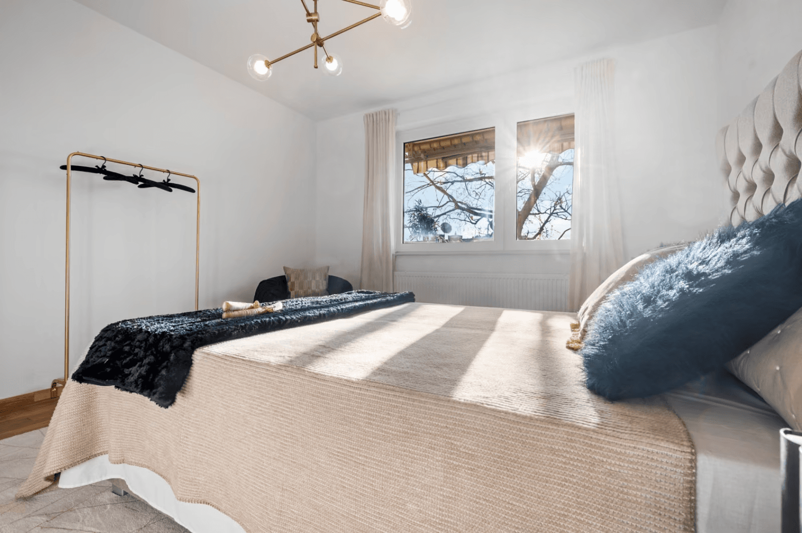 Prenájom bytu 3-izbový 90 m², Frankfurt am Main - Nieder-Eschbach, Hesensko Prenájom bytu 3-izbový 90 m², Frankfurt am Main - Nieder-Eschbach, Hesensko