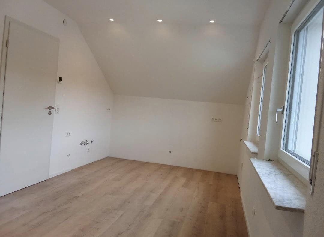 Prenájom bytu 2-izbový 75 m², Horb am Neckar, Bádensko-Wurttembersko Prenájom bytu 2-izbový 75 m², Horb am Neckar, Bádensko-Wurttembersko