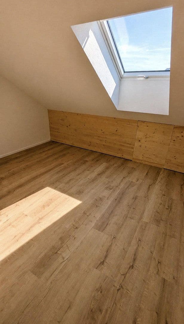 Prenájom bytu 2-izbový 75 m², Horb am Neckar, Bádensko-Wurttembersko Prenájom bytu 2-izbový 75 m², Horb am Neckar, Bádensko-Wurttembersko