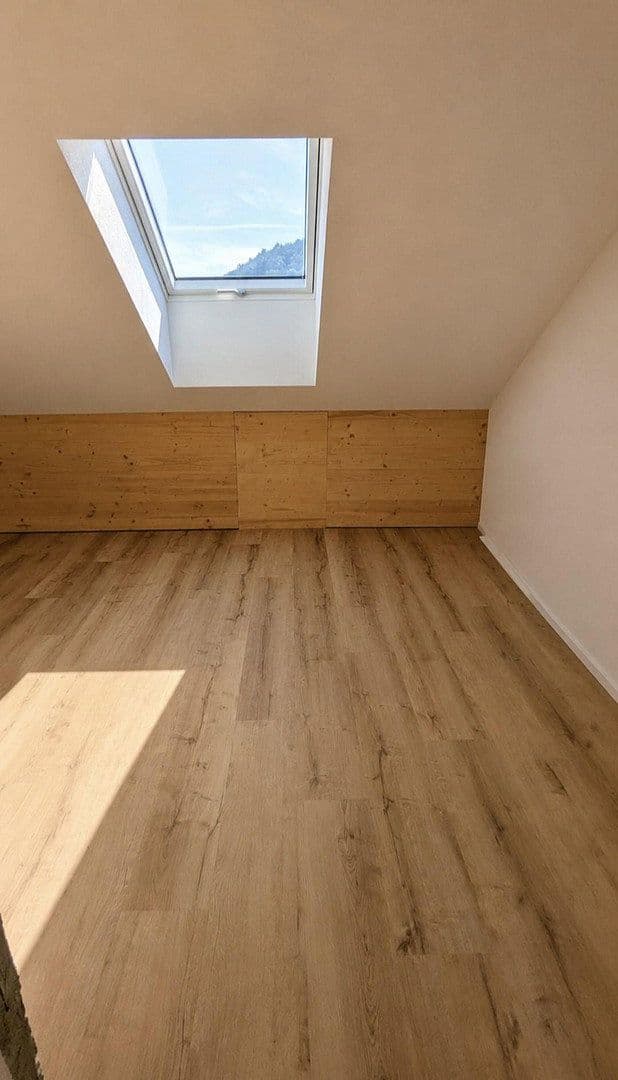 Prenájom bytu 2-izbový 75 m², Horb am Neckar, Bádensko-Wurttembersko Prenájom bytu 2-izbový 75 m², Horb am Neckar, Bádensko-Wurttembersko