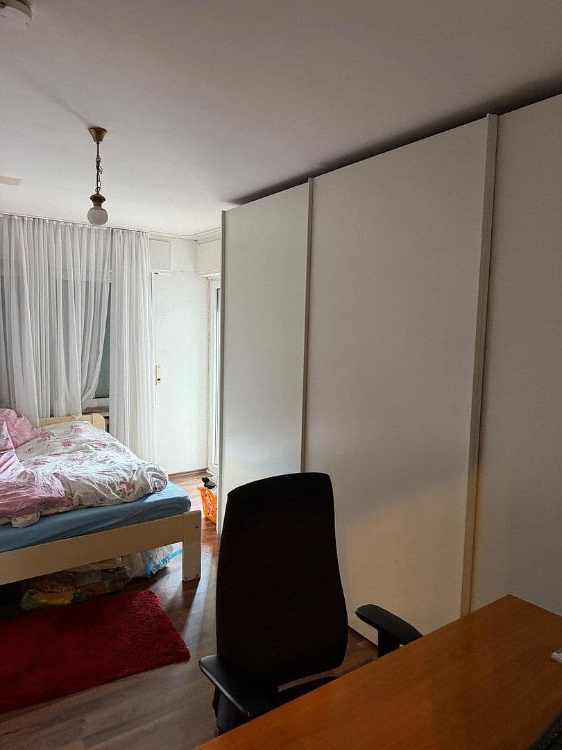 Prenájom bytu 3-izbový 76 m², Münstergarten 71, Bornheim, Severné Porýnie - Westfálsko Prenájom bytu 3-izbový 76 m², Münstergarten 71, Bornheim, Severné Porýnie - Westfálsko