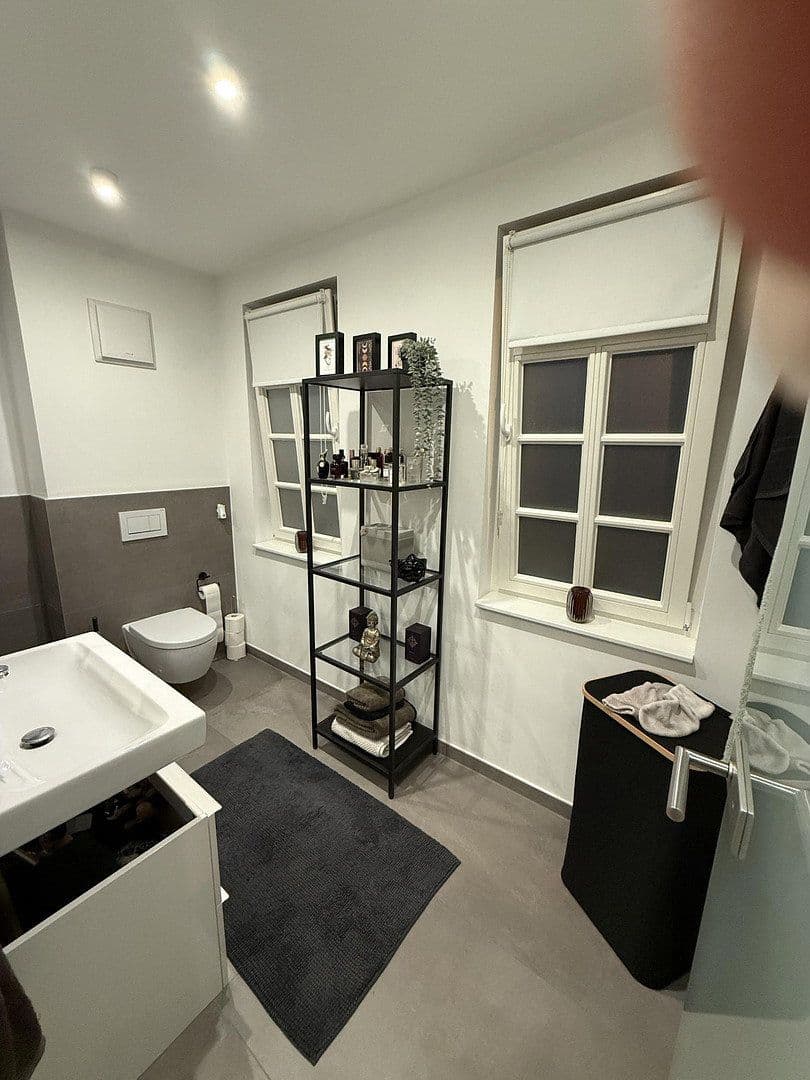 Prenájom bytu 2-izbový 55 m², Wiesbaden, Hesensko Prenájom bytu 2-izbový 55 m², Wiesbaden, Hesensko