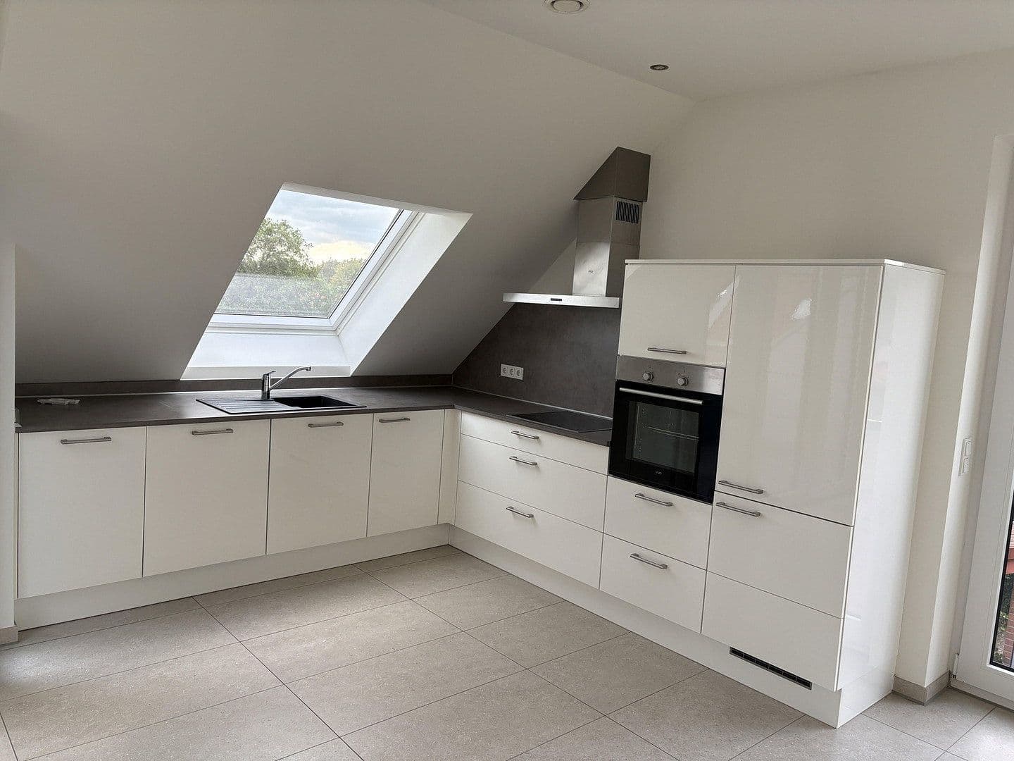 Prenájom bytu 4-izbový 99 m², Gronau, Severné Porýnie - Westfálsko Prenájom bytu 4-izbový 99 m², Gronau, Severné Porýnie - Westfálsko
