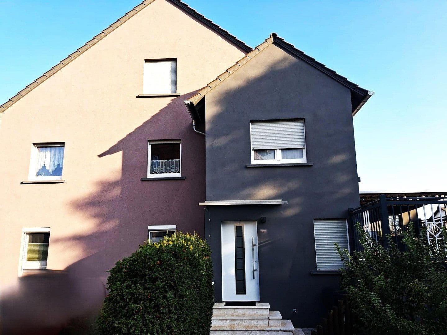 Predaj domu 160 m², pozemok 657 m², Ingelheim am Rhein, Porýnie-Falcko Predaj domu 160 m², pozemok 657 m², Ingelheim am Rhein, Porýnie-Falcko