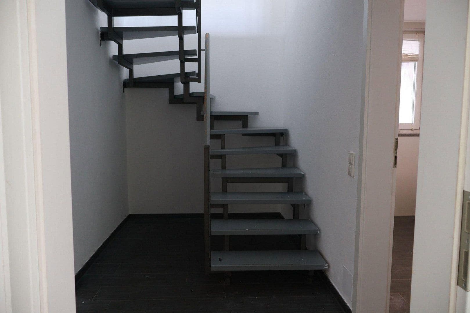 Prenájom bytu 3-izbový 119 m², Wehr, Bádensko-Wurttembersko Prenájom bytu 3-izbový 119 m², Wehr, Bádensko-Wurttembersko