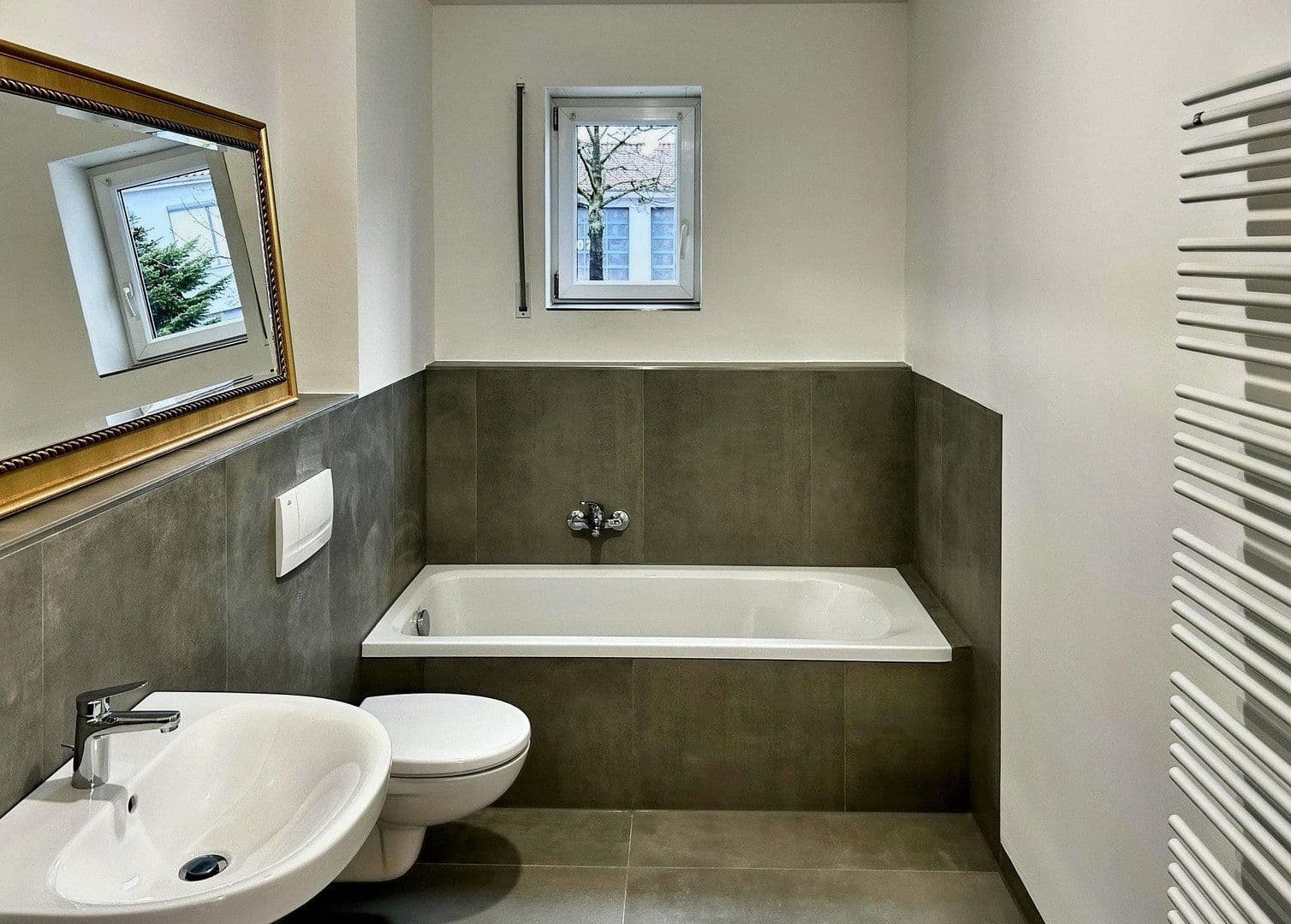 Predaj bytu 4-izbový 100 m², Hirschaid, Bavorsko Predaj bytu 4-izbový 100 m², Hirschaid, Bavorsko