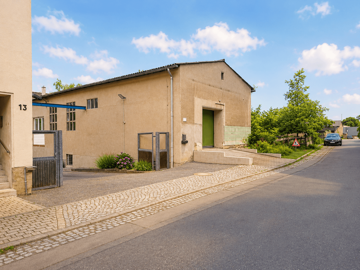 Prenájom nebytového priestoru 213 m², Alte Dorfstr. 15, Grimma, Sasko Prenájom nebytového priestoru 213 m², Alte Dorfstr. 15, Grimma, Sasko