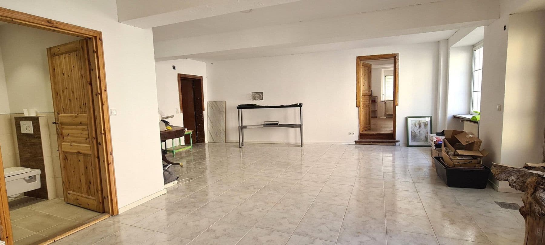Predaj domu 374 m², pozemok 218 m², Monreal, Porýnie-Falcko Predaj domu 374 m², pozemok 218 m², Monreal, Porýnie-Falcko