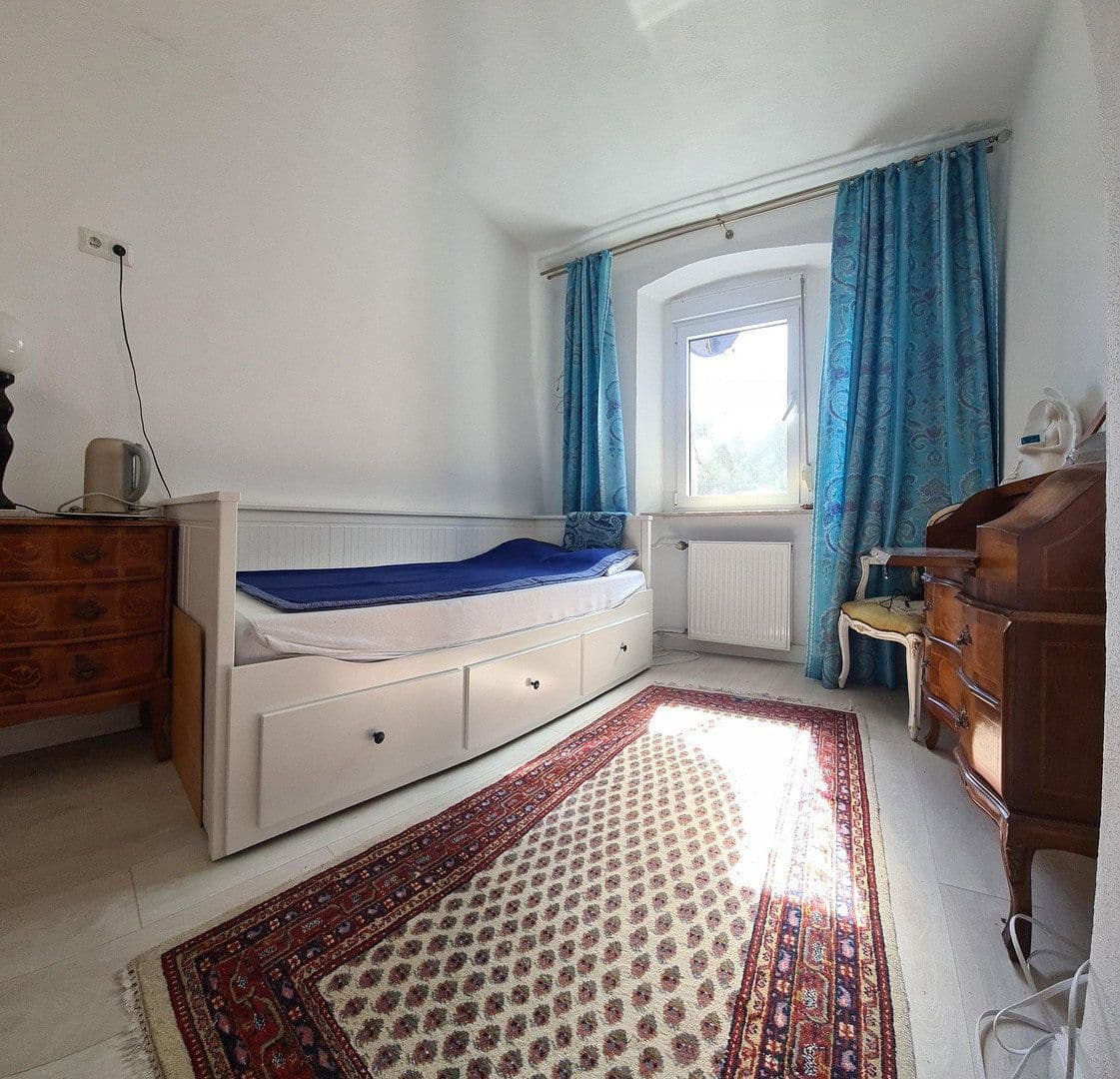 Predaj domu 374 m², pozemok 218 m², Monreal, Porýnie-Falcko Predaj domu 374 m², pozemok 218 m², Monreal, Porýnie-Falcko