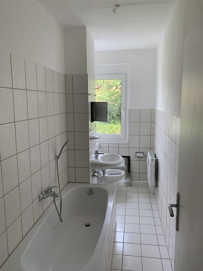Prenájom bytu 3-izbový 68 m², Seligenstädter Straße 12, Gera - Aga, Durínsko Prenájom bytu 3-izbový 68 m², Seligenstädter Straße 12, Gera - Aga, Durínsko