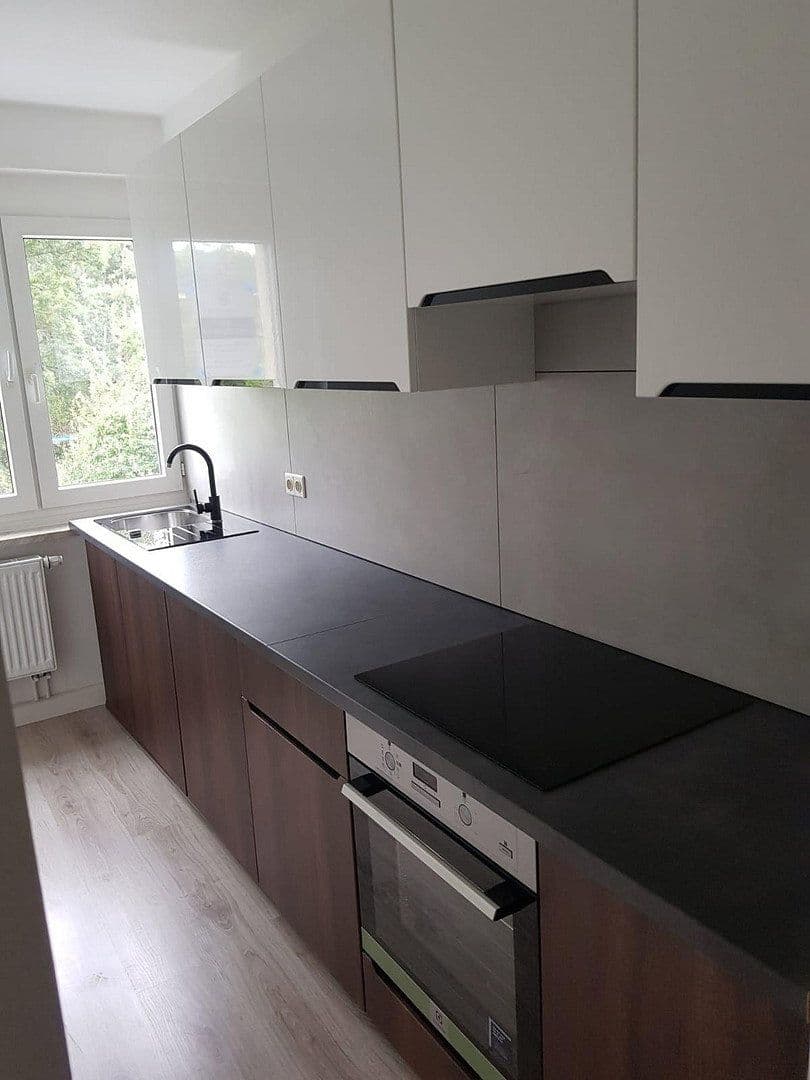 Prenájom bytu 3-izbový 68 m², Seligenstädter Straße 12, Gera - Aga, Durínsko Prenájom bytu 3-izbový 68 m², Seligenstädter Straße 12, Gera - Aga, Durínsko