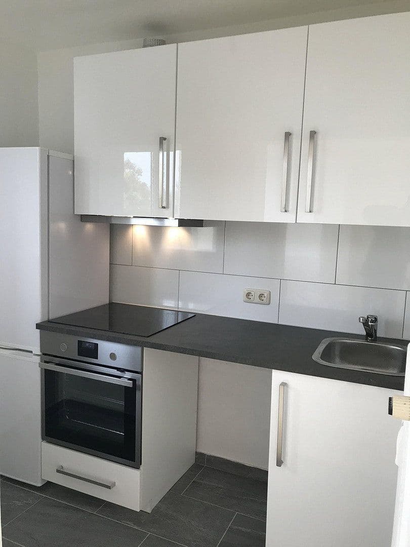 Prenájom bytu 1-izbový 34 m², Hügelstraße 251, Frankfurt am Main, Hesensko Prenájom bytu 1-izbový 34 m², Hügelstraße 251, Frankfurt am Main, Hesensko