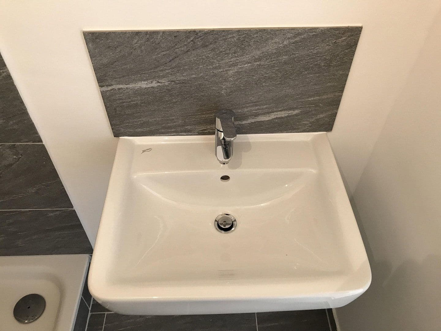 Prenájom bytu 1-izbový 34 m², Hügelstraße 251, Frankfurt am Main, Hesensko Prenájom bytu 1-izbový 34 m², Hügelstraße 251, Frankfurt am Main, Hesensko