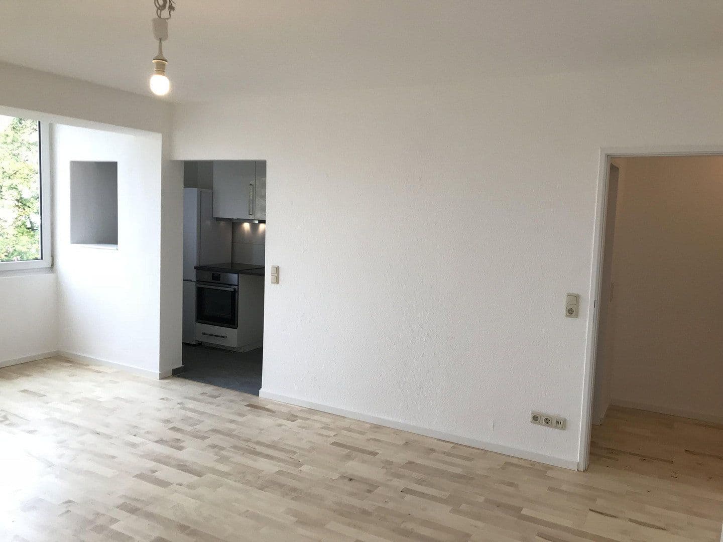 Prenájom bytu 1-izbový 34 m², Hügelstraße 251, Frankfurt am Main, Hesensko Prenájom bytu 1-izbový 34 m², Hügelstraße 251, Frankfurt am Main, Hesensko