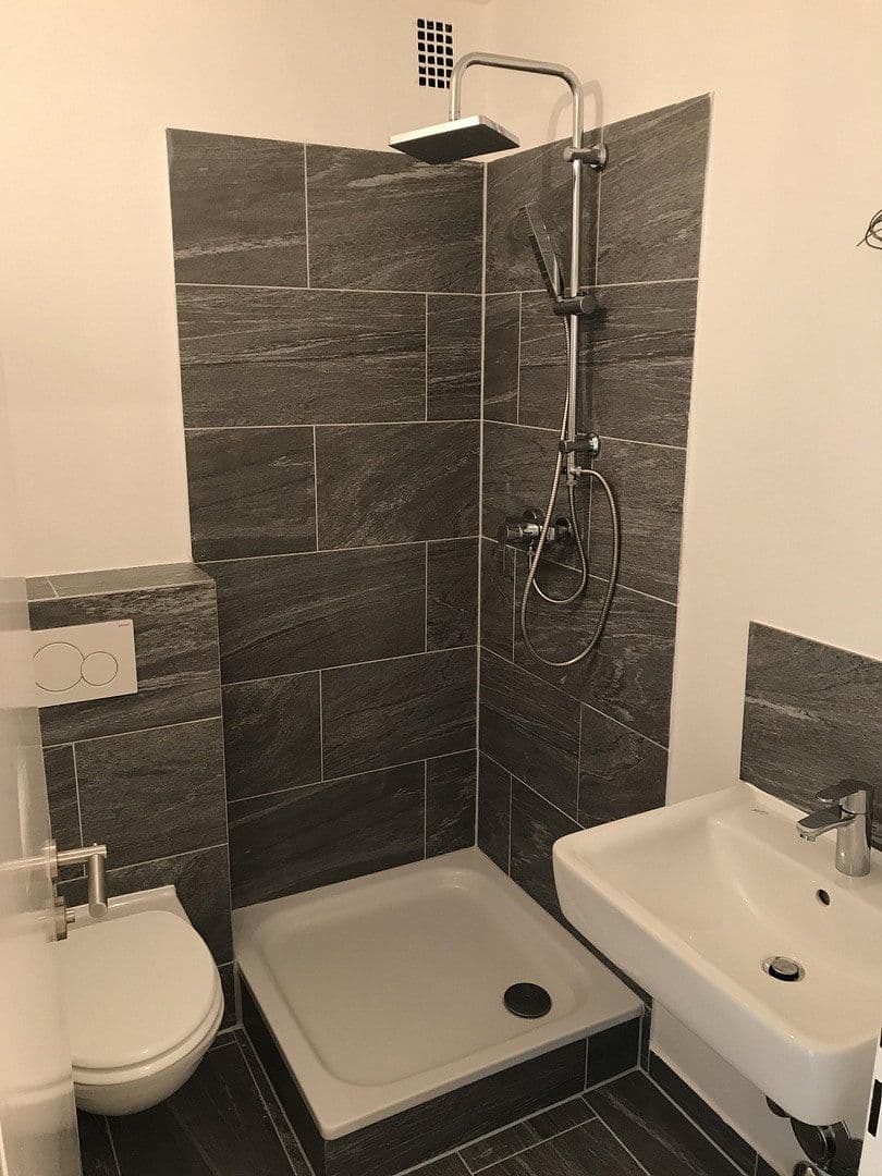Prenájom bytu 1-izbový 34 m², Hügelstraße 251, Frankfurt am Main, Hesensko Prenájom bytu 1-izbový 34 m², Hügelstraße 251, Frankfurt am Main, Hesensko