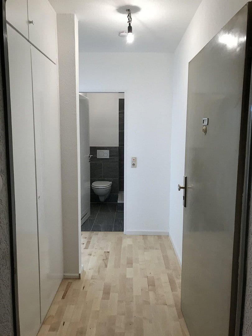 Prenájom bytu 1-izbový 34 m², Hügelstraße 251, Frankfurt am Main, Hesensko Prenájom bytu 1-izbový 34 m², Hügelstraße 251, Frankfurt am Main, Hesensko