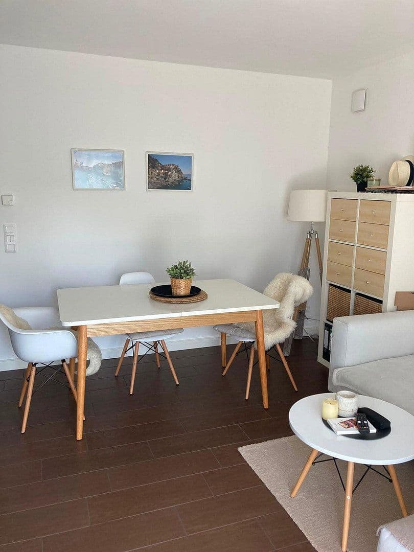Prenájom bytu 2-izbový 39 m², Herzogenaurach, Bavorsko Prenájom bytu 2-izbový 39 m², Herzogenaurach, Bavorsko