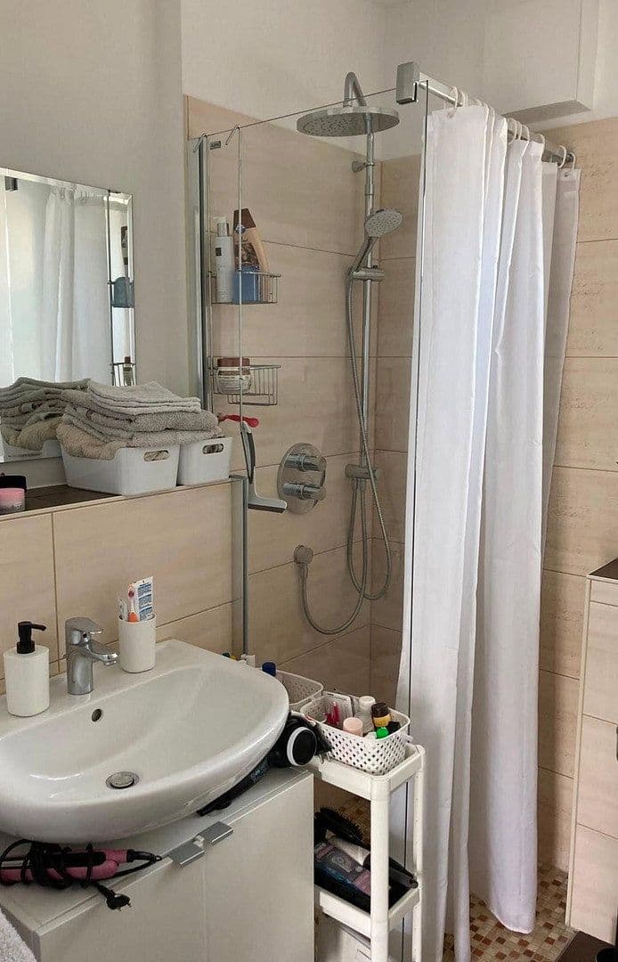 Prenájom bytu 2-izbový 39 m², Herzogenaurach, Bavorsko Prenájom bytu 2-izbový 39 m², Herzogenaurach, Bavorsko