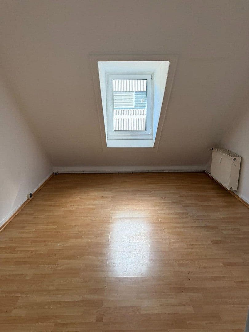 Prenájom bytu 3-izbový 57 m², Hellmundstraße 4, Wiesbaden, Hesensko Prenájom bytu 3-izbový 57 m², Hellmundstraße 4, Wiesbaden, Hesensko