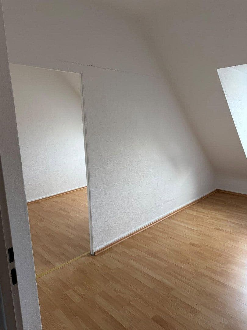 Prenájom bytu 3-izbový 57 m², Hellmundstraße 4, Wiesbaden, Hesensko Prenájom bytu 3-izbový 57 m², Hellmundstraße 4, Wiesbaden, Hesensko
