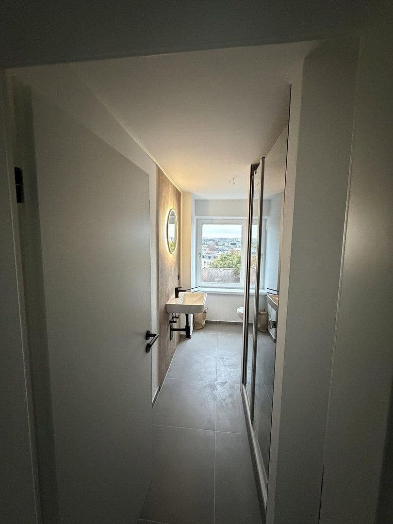 Prenájom bytu 3-izbový 85 m², Flensburg, Šlezvicko-Holštajnsko Prenájom bytu 3-izbový 85 m², Flensburg, Šlezvicko-Holštajnsko