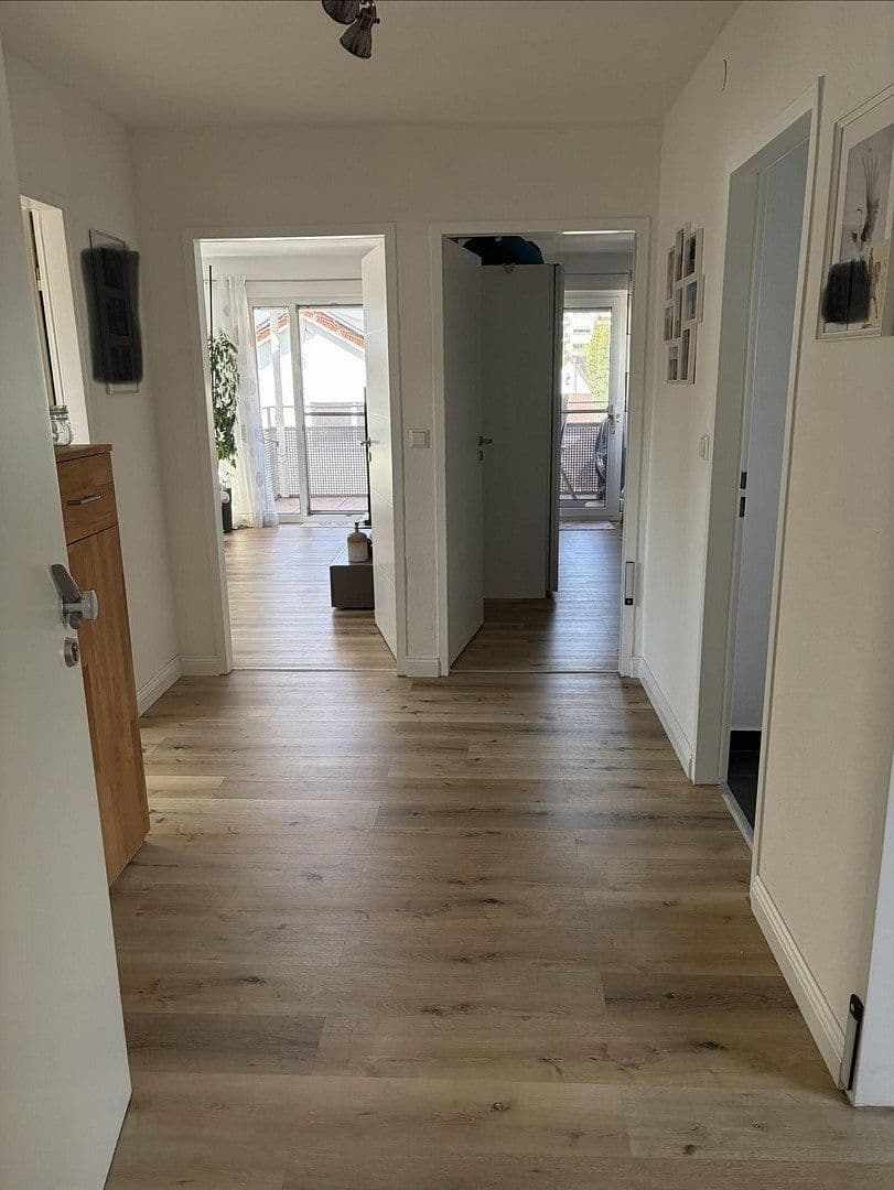 Predaj bytu 3-izbový 74 m², Karlsruhe, Bádensko-Wurttembersko Predaj bytu 3-izbový 74 m², Karlsruhe, Bádensko-Wurttembersko