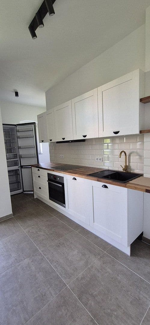Predaj bytu 3-izbový 79 m², Altendorferstr. 10, Chemnitz, Sasko Predaj bytu 3-izbový 79 m², Altendorferstr. 10, Chemnitz, Sasko