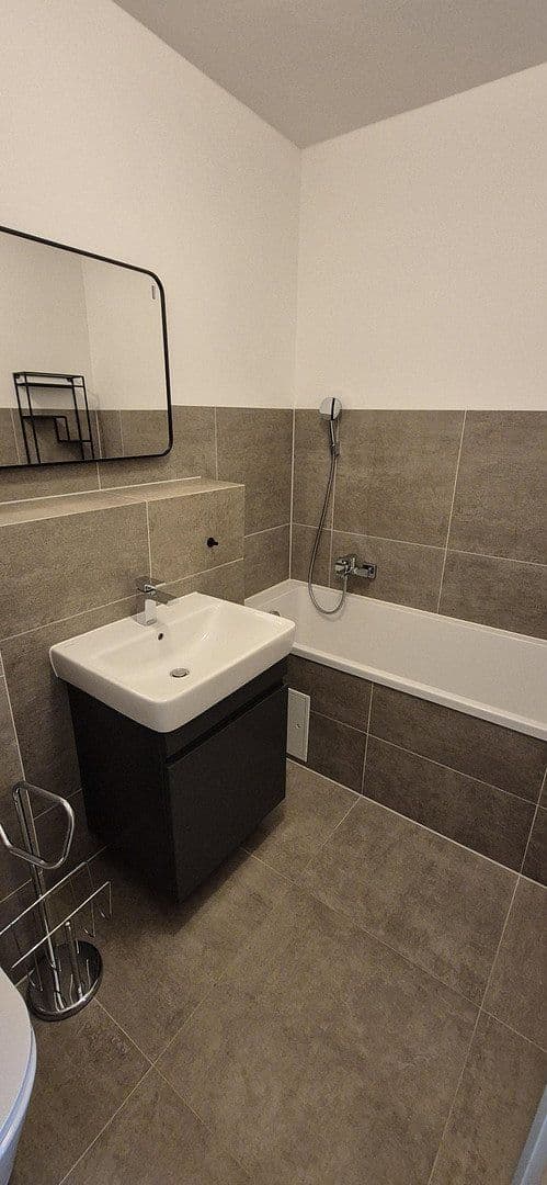 Predaj bytu 3-izbový 79 m², Altendorferstr. 10, Chemnitz, Sasko Predaj bytu 3-izbový 79 m², Altendorferstr. 10, Chemnitz, Sasko