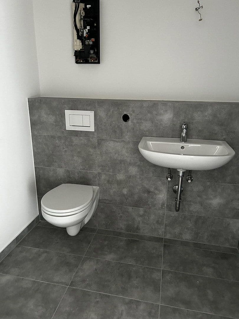 Prenájom domu 72 m², pozemok 1.200 m², Aarstraße 243/245, Taunusstein, Hesensko Prenájom domu 72 m², pozemok 1.200 m², Aarstraße 243/245, Taunusstein, Hesensko