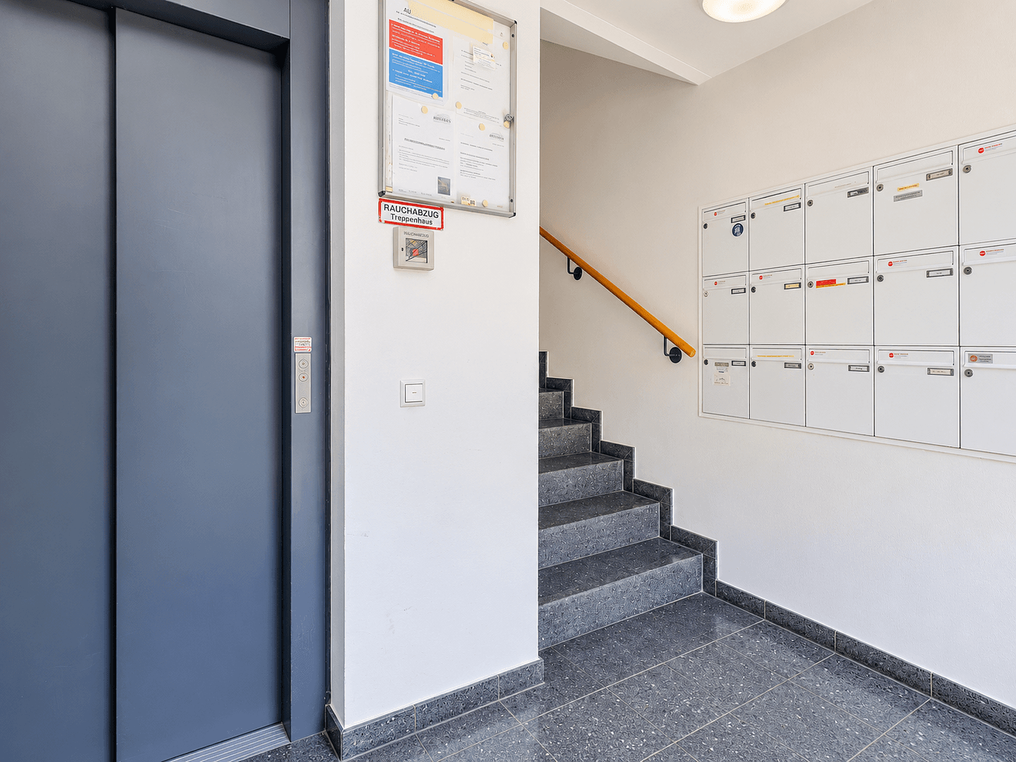 Predaj bytu 1-izbový 46 m², Dircksenstraße 44, Berlin, Berlín Predaj bytu 1-izbový 46 m², Dircksenstraße 44, Berlin, Berlín