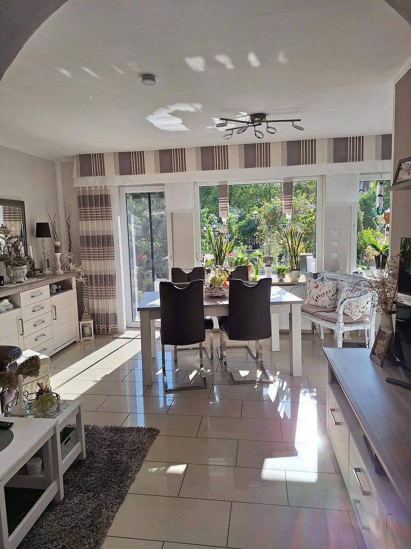 Predaj domu 120 m², pozemok 300 m², Gelsenkirchen, Severné Porýnie - Westfálsko Predaj domu 120 m², pozemok 300 m², Gelsenkirchen, Severné Porýnie - Westfálsko