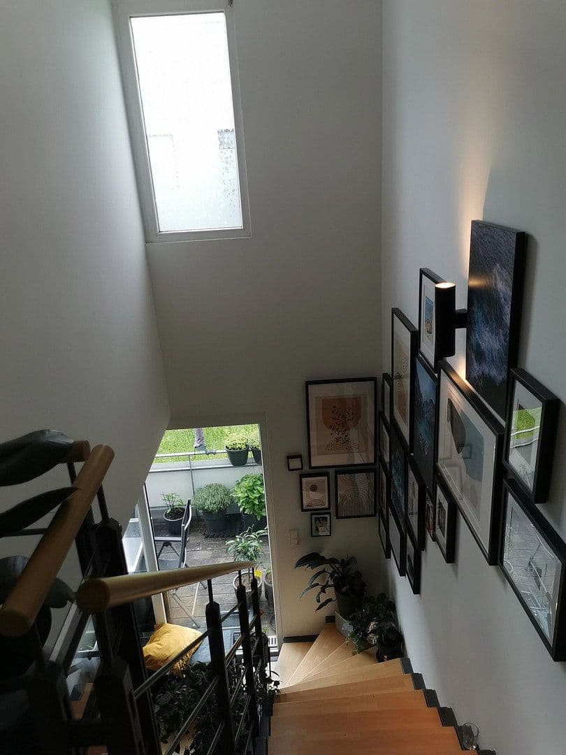 Prenájom bytu 3-izbový 92 m², Hauptstr. 35, Leinfelden-Echterdingen, Bádensko-Wurttembersko Prenájom bytu 3-izbový 92 m², Hauptstr. 35, Leinfelden-Echterdingen, Bádensko-Wurttembersko