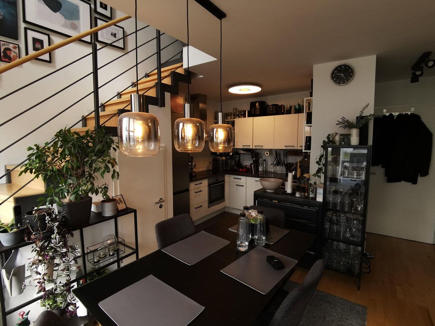 Prenájom bytu 3-izbový 92 m², Hauptstr. 35, Leinfelden-Echterdingen, Bádensko-Wurttembersko Prenájom bytu 3-izbový 92 m², Hauptstr. 35, Leinfelden-Echterdingen, Bádensko-Wurttembersko