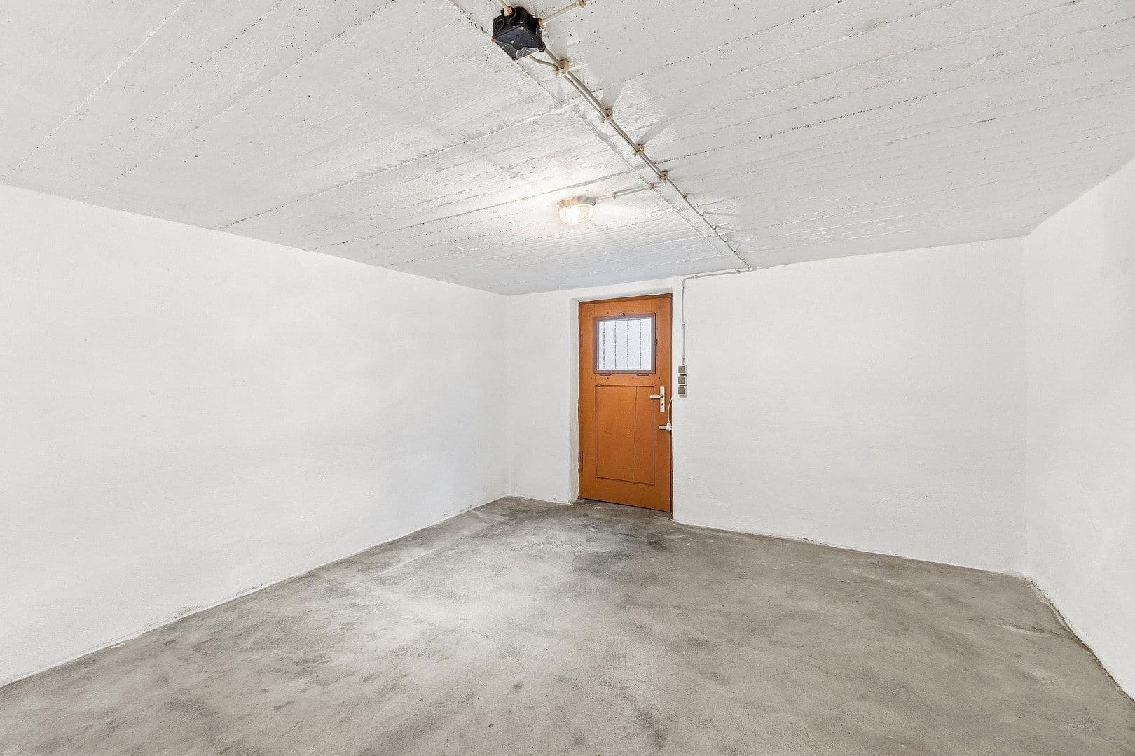 Predaj domu 130 m², pozemok 144 m², Neu-Ulm, Bavorsko Predaj domu 130 m², pozemok 144 m², Neu-Ulm, Bavorsko