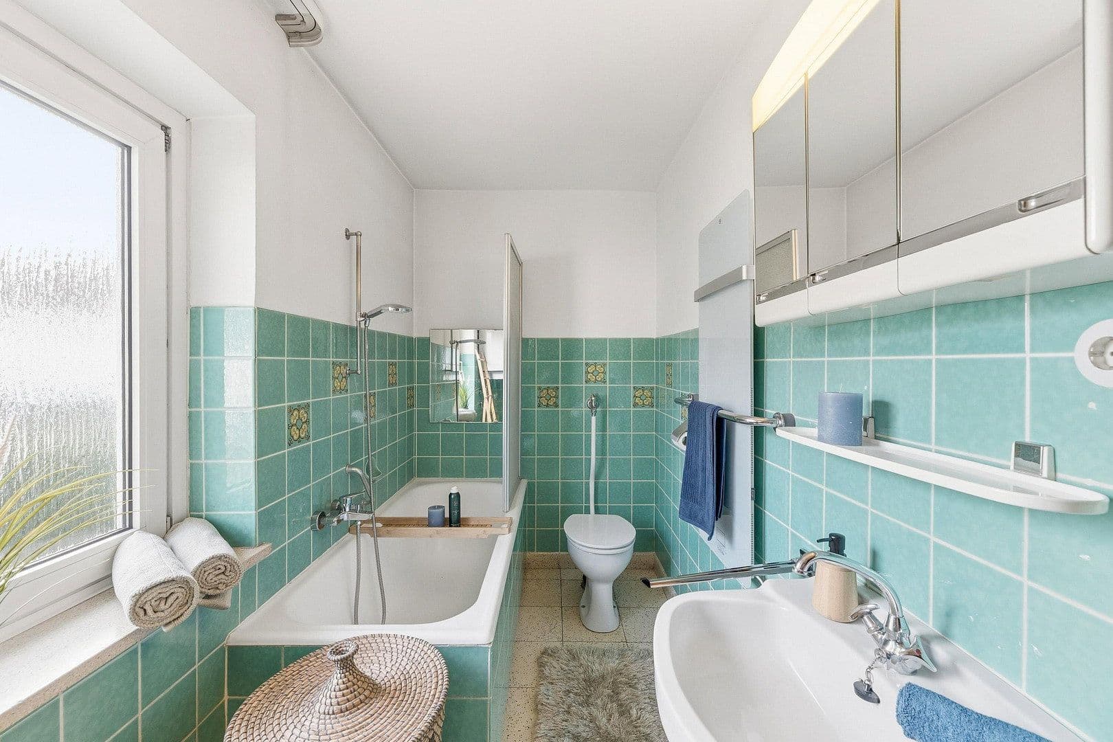 Predaj domu 130 m², pozemok 144 m², Neu-Ulm, Bavorsko Predaj domu 130 m², pozemok 144 m², Neu-Ulm, Bavorsko
