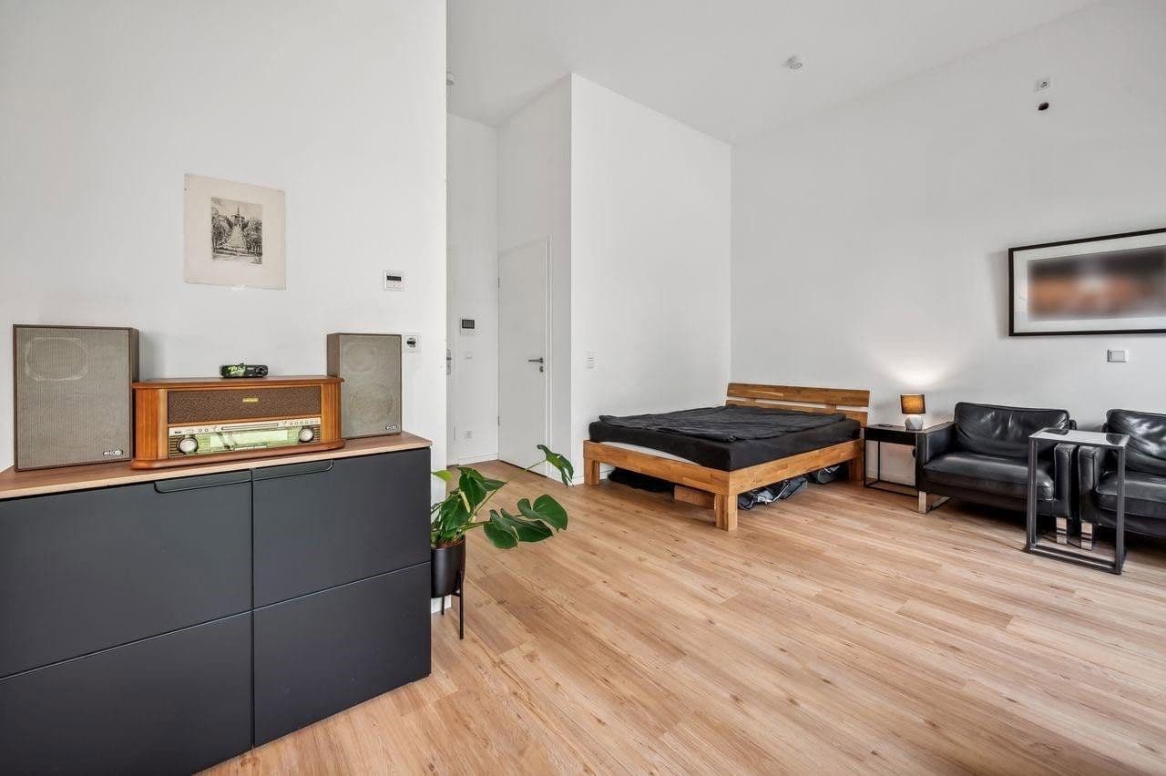 Prenájom bytu 1-izbový 40 m², Am Tierpark 25, Berlin, Berlín Prenájom bytu 1-izbový 40 m², Am Tierpark 25, Berlin, Berlín