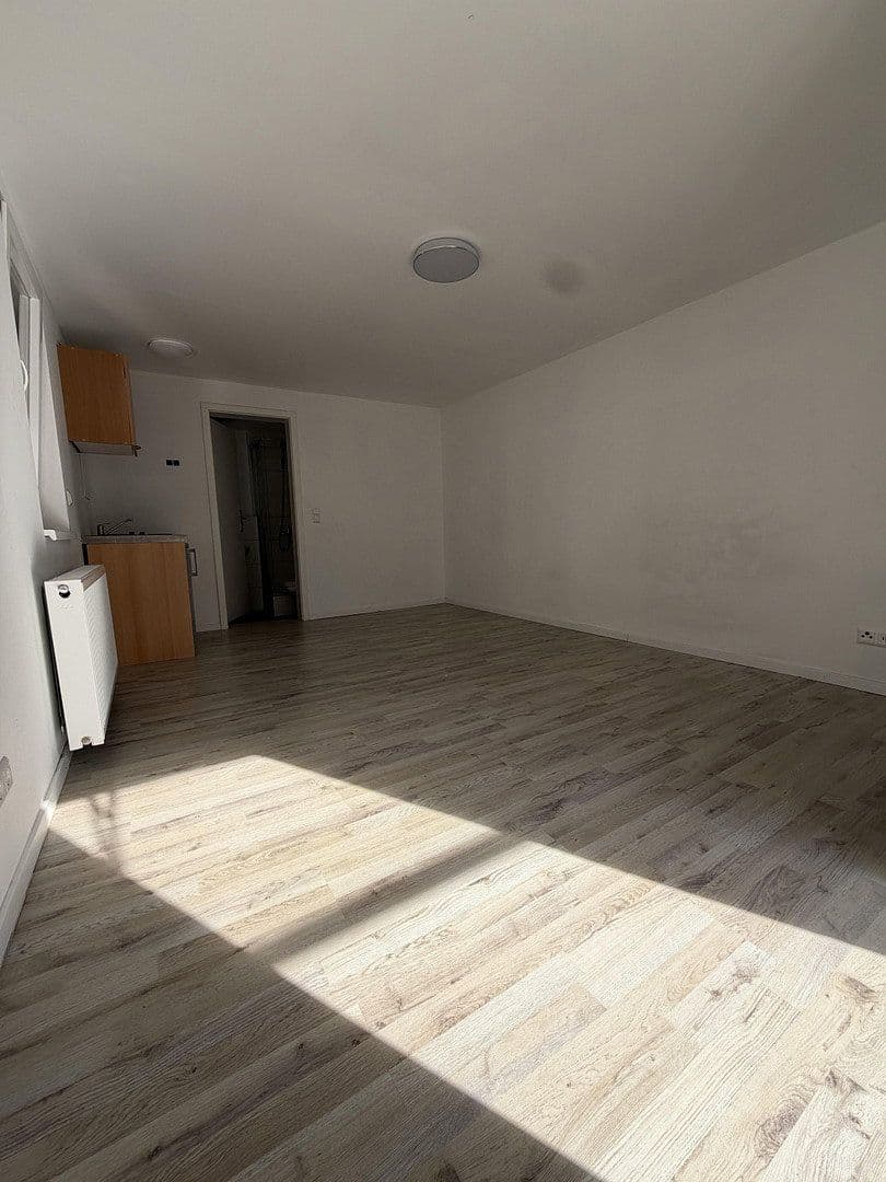 Prenájom bytu 1-izbový 25 m², Am Bach 1, Rheinmünster, Bádensko-Wurttembersko Prenájom bytu 1-izbový 25 m², Am Bach 1, Rheinmünster, Bádensko-Wurttembersko