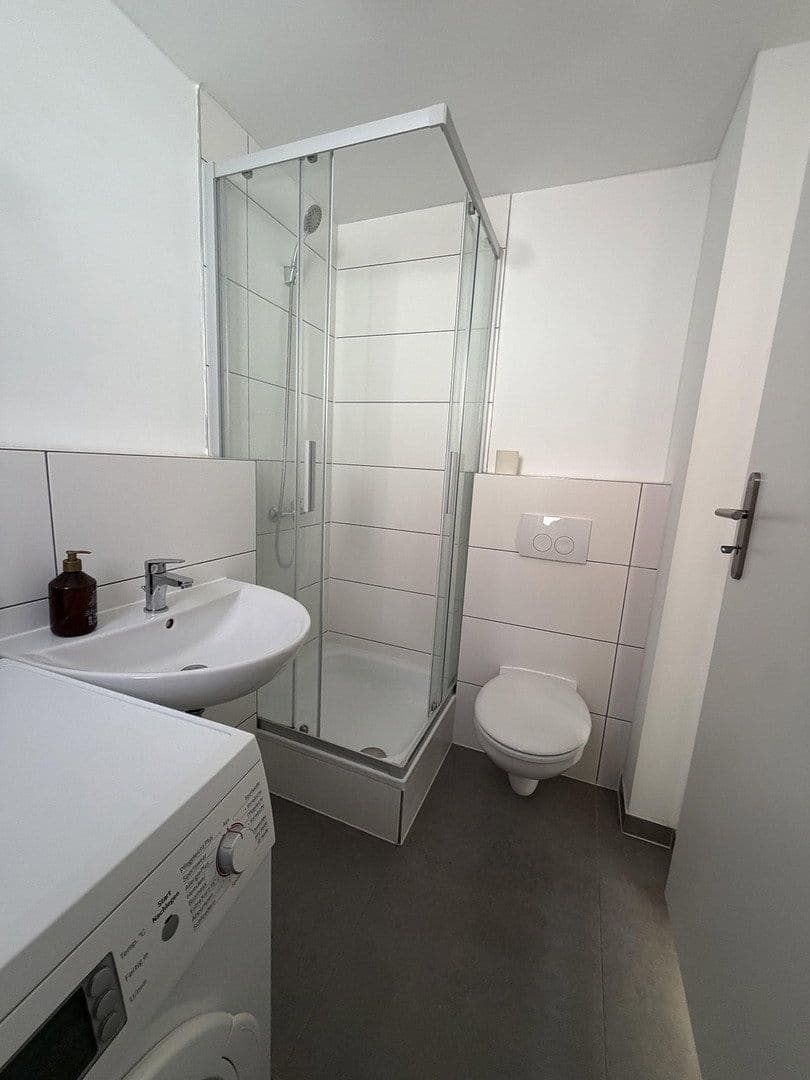 Prenájom bytu 1-izbový 25 m², Am Bach 1, Rheinmünster, Bádensko-Wurttembersko Prenájom bytu 1-izbový 25 m², Am Bach 1, Rheinmünster, Bádensko-Wurttembersko
