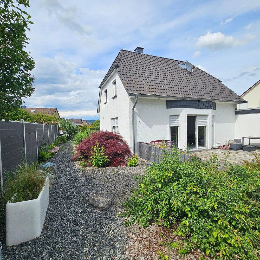 Predaj domu 115 m², pozemok 800 m², Coppenbrügge, Dolné Sasko Predaj domu 115 m², pozemok 800 m², Coppenbrügge, Dolné Sasko