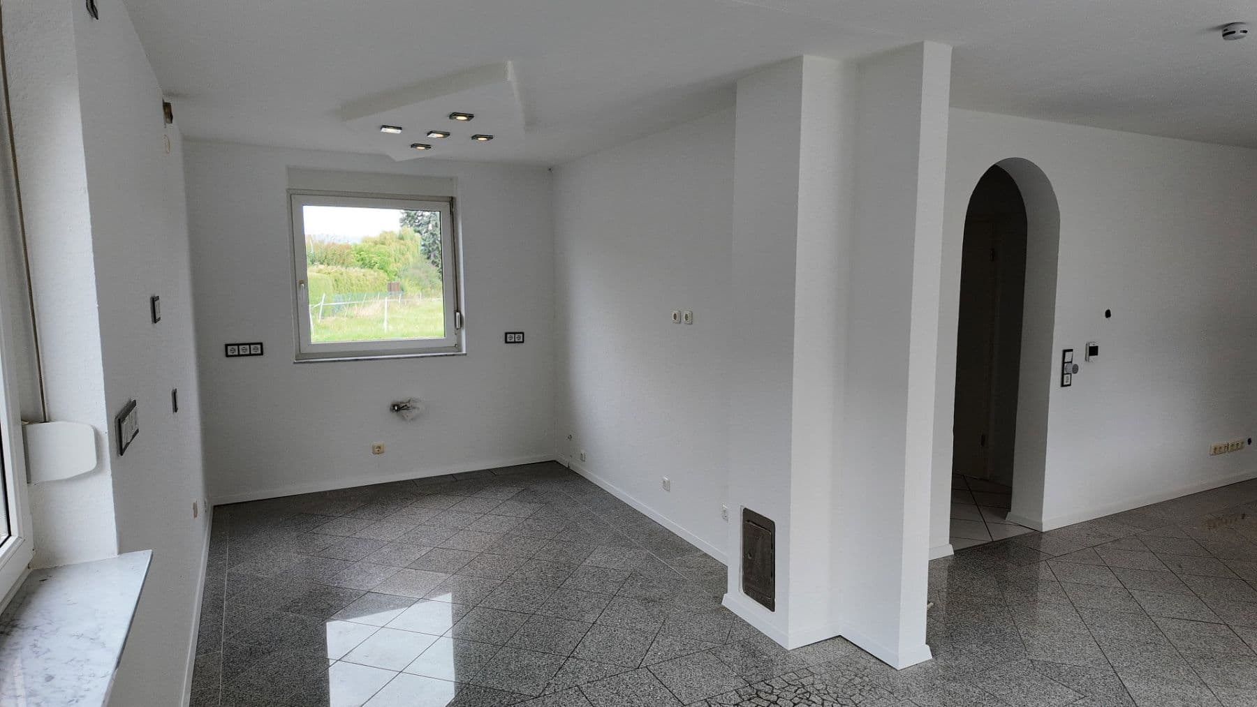 Predaj domu 115 m², pozemok 800 m², Coppenbrügge, Dolné Sasko Predaj domu 115 m², pozemok 800 m², Coppenbrügge, Dolné Sasko
