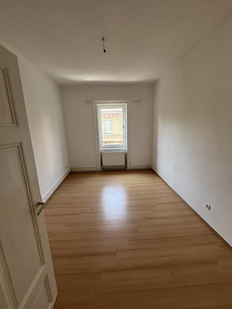 Prenájom bytu 4-izbový 73 m², Jahnstraße 21, Wiesbaden, Hesensko Prenájom bytu 4-izbový 73 m², Jahnstraße 21, Wiesbaden, Hesensko