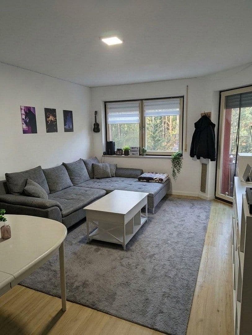 Prenájom bytu 2-izbový 60 m², Kasinostr. 89, Darmstadt, Hesensko Prenájom bytu 2-izbový 60 m², Kasinostr. 89, Darmstadt, Hesensko