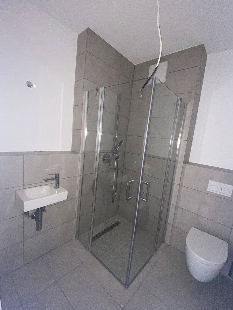 Prenájom bytu 4-izbový 105 m², Speyer, Porýnie-Falcko Prenájom bytu 4-izbový 105 m², Speyer, Porýnie-Falcko
