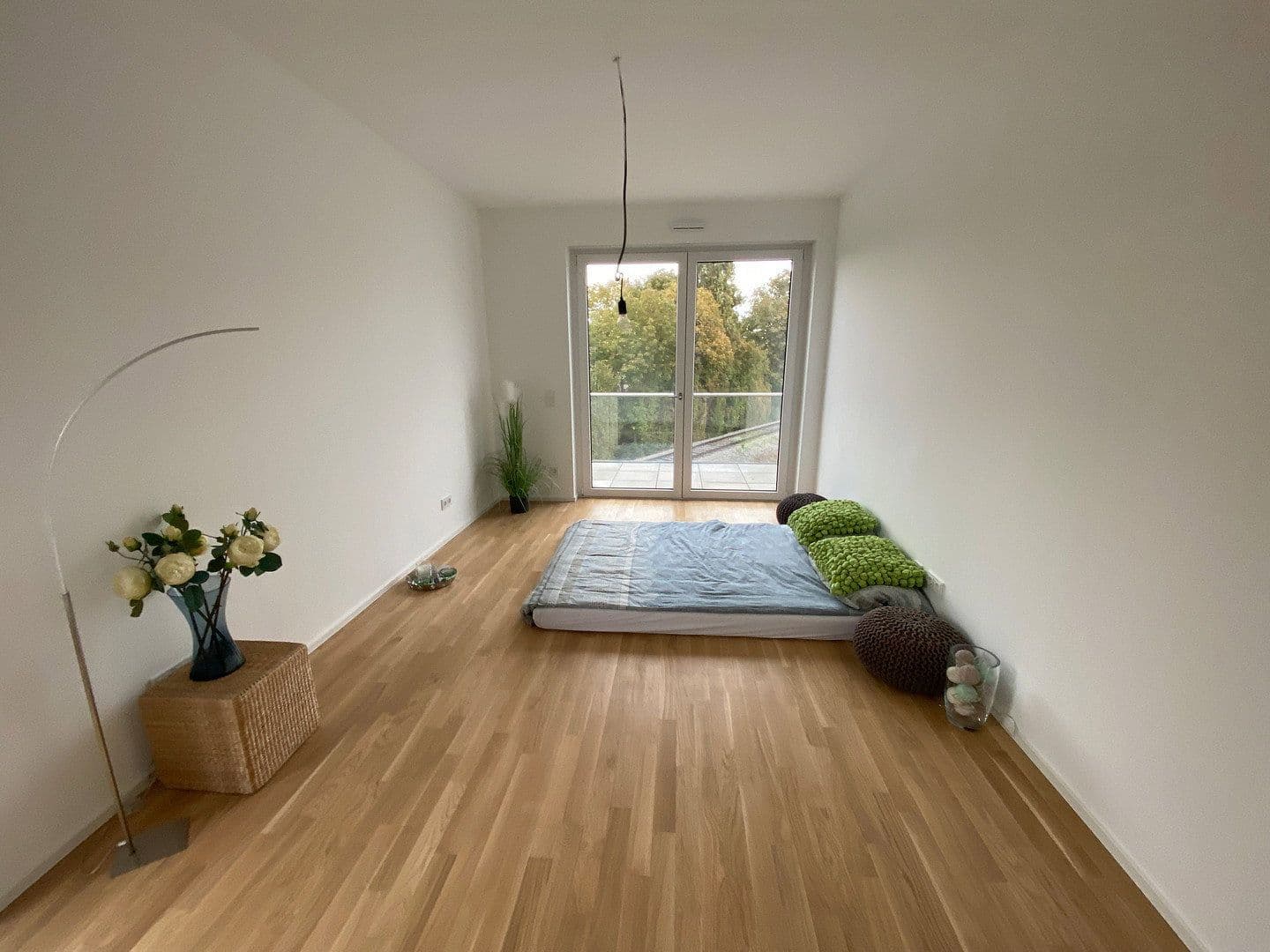 Prenájom bytu 4-izbový 105 m², Speyer, Porýnie-Falcko Prenájom bytu 4-izbový 105 m², Speyer, Porýnie-Falcko