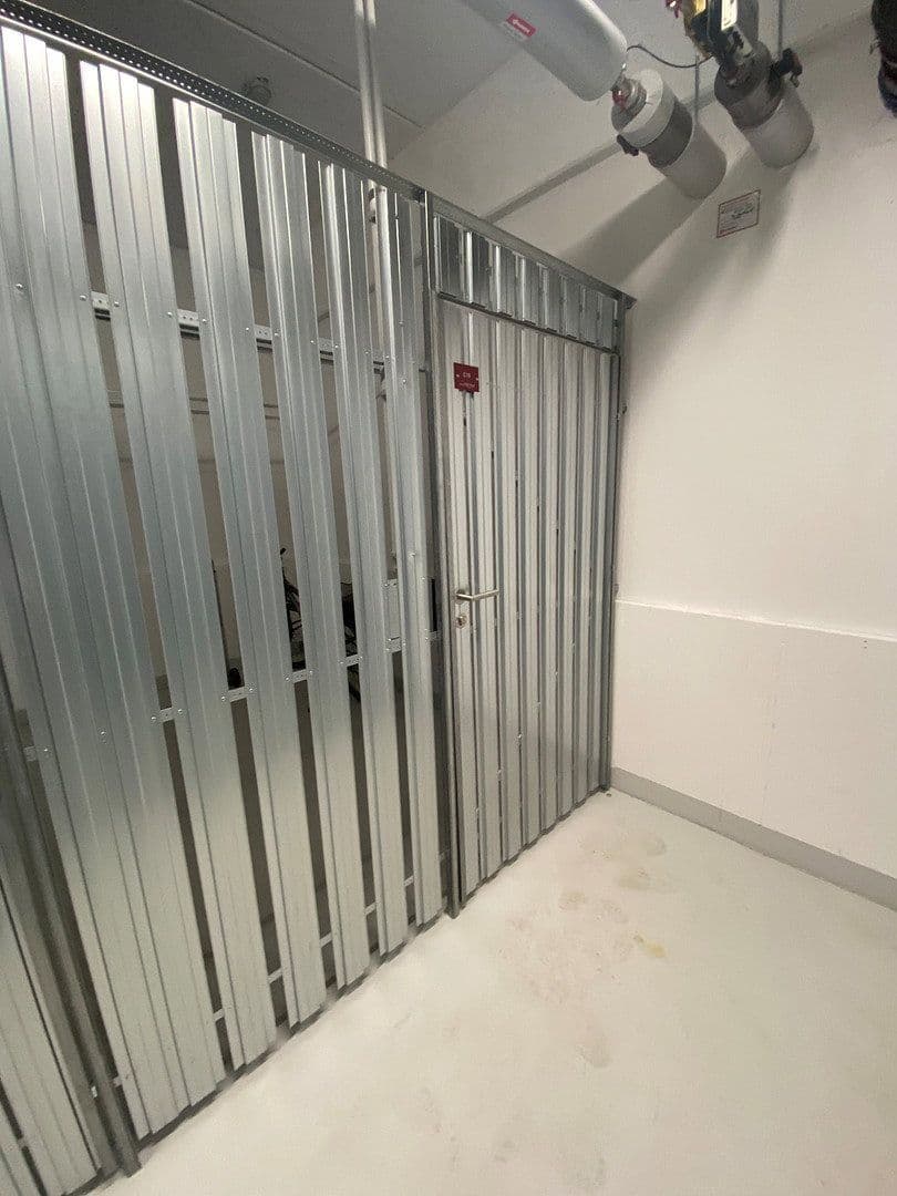 Prenájom bytu 4-izbový 105 m², Speyer, Porýnie-Falcko Prenájom bytu 4-izbový 105 m², Speyer, Porýnie-Falcko