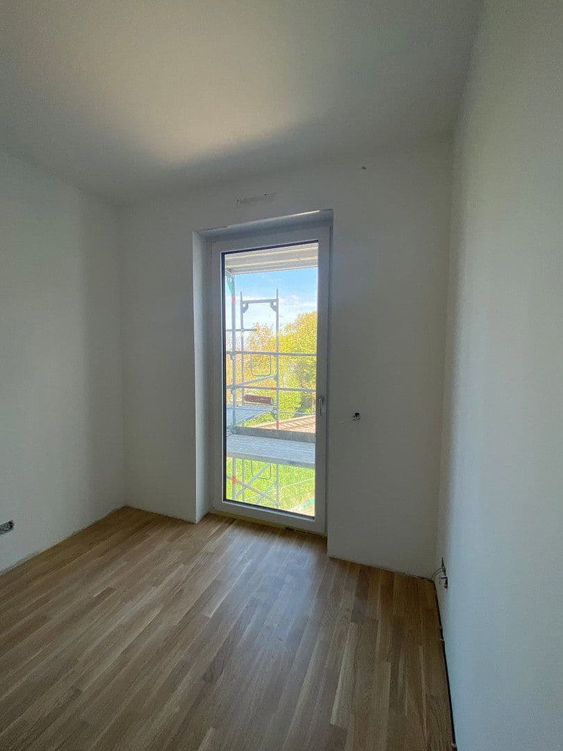 Prenájom bytu 4-izbový 105 m², Speyer, Porýnie-Falcko Prenájom bytu 4-izbový 105 m², Speyer, Porýnie-Falcko