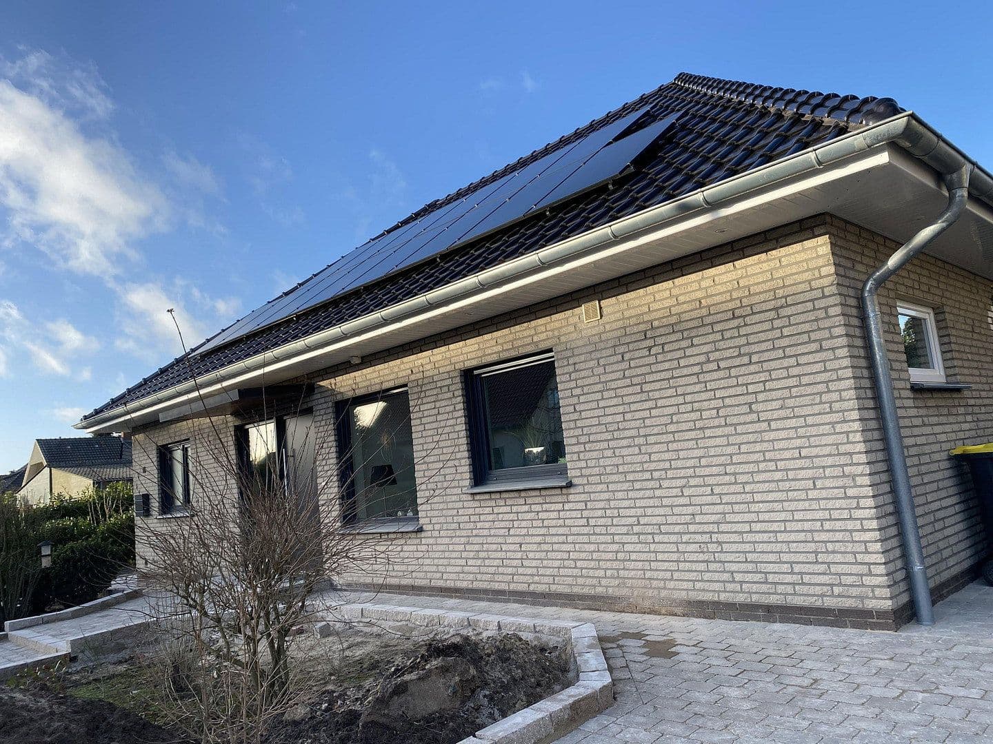 Predaj domu 210 m², pozemok 581 m², Cloppenburg, Dolné Sasko Predaj domu 210 m², pozemok 581 m², Cloppenburg, Dolné Sasko