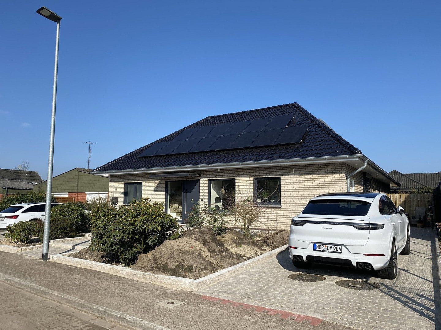 Predaj domu 210 m², pozemok 581 m², Cloppenburg, Dolné Sasko Predaj domu 210 m², pozemok 581 m², Cloppenburg, Dolné Sasko