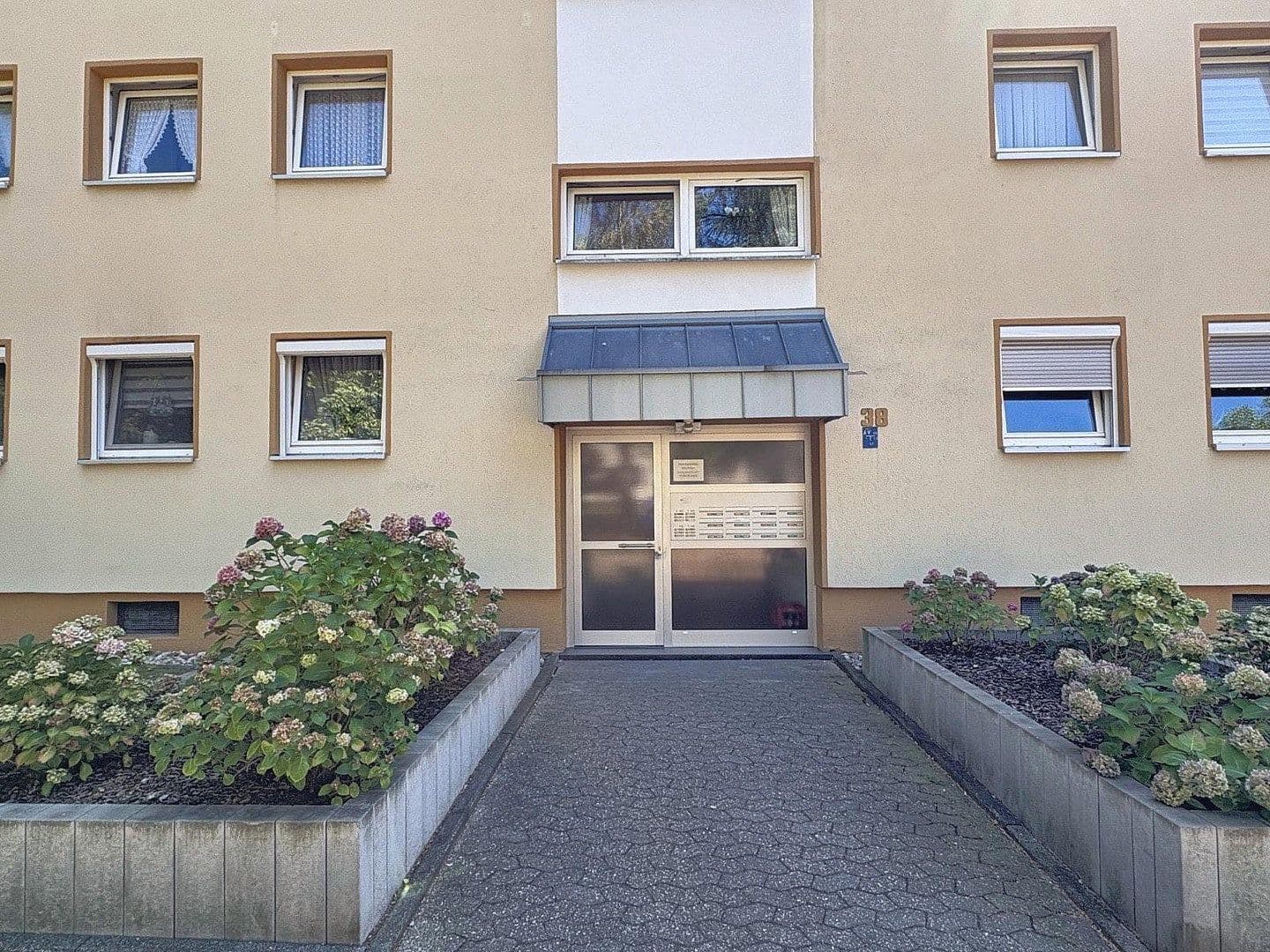 Prenájom bytu 2-izbový 54 m², Zedernstrasse 38, Mönchengladbach, Severné Porýnie - Westfálsko Prenájom bytu 2-izbový 54 m², Zedernstrasse 38, Mönchengladbach, Severné Porýnie - Westfálsko